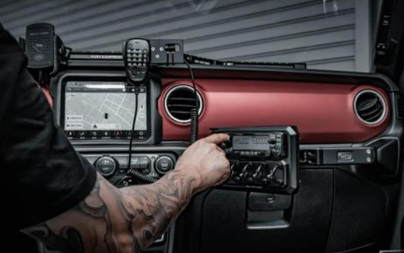 FURY AWAKEN SERIES CONTROL PANEL KIT FOR JEEP WRANGLER JL WITH TABLET SUPPORT