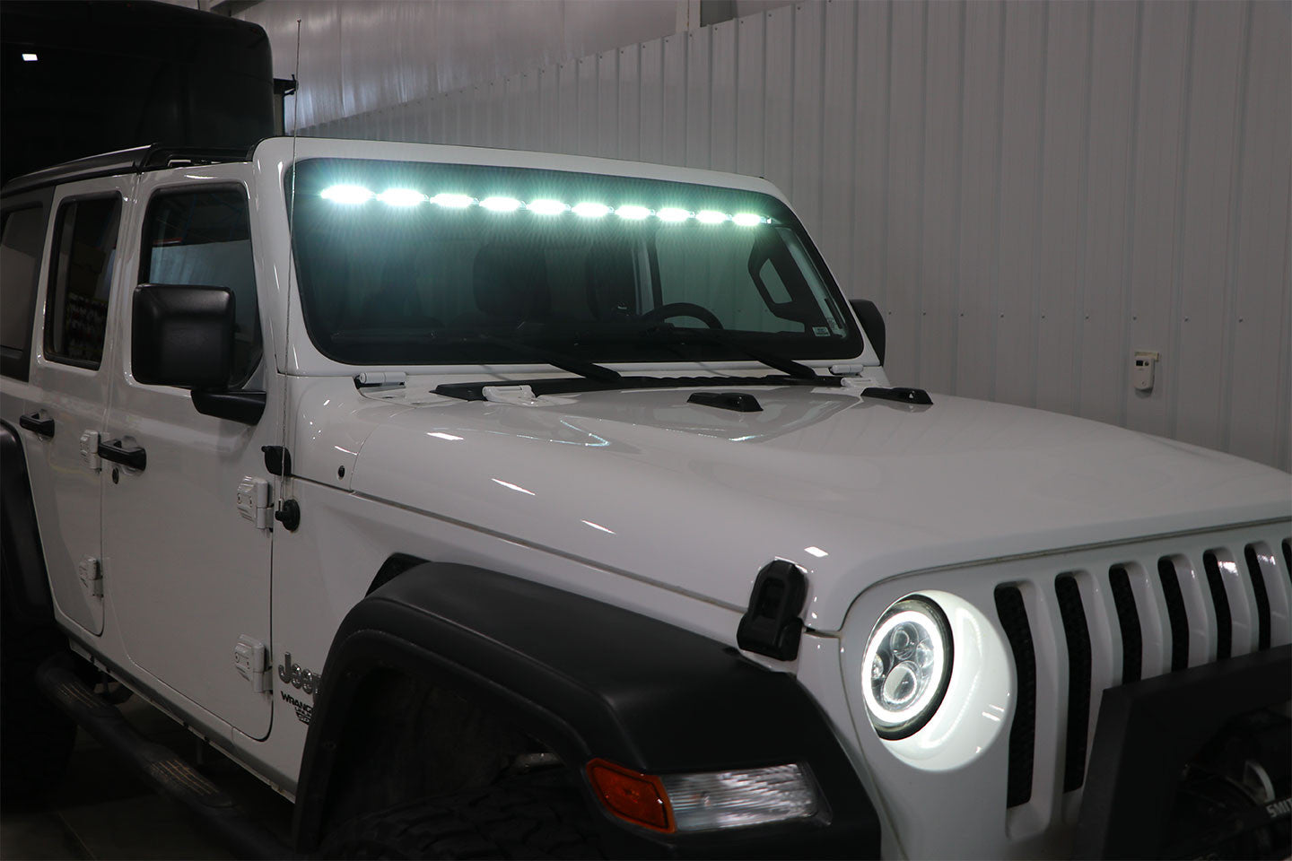 mpower Stealth Light Bar, Jeep Wranglerv JK & JL & Gladiator JT 2007 -2026 Without Adaptive Cruise Control
